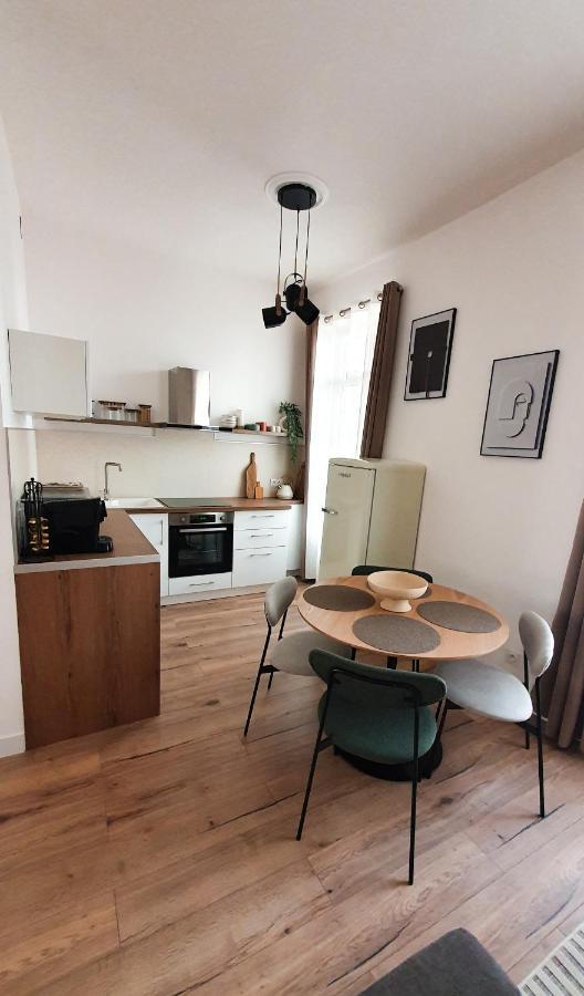 Appartement Au Calme T3 Rdc - Quartier De France 维琪 外观 照片